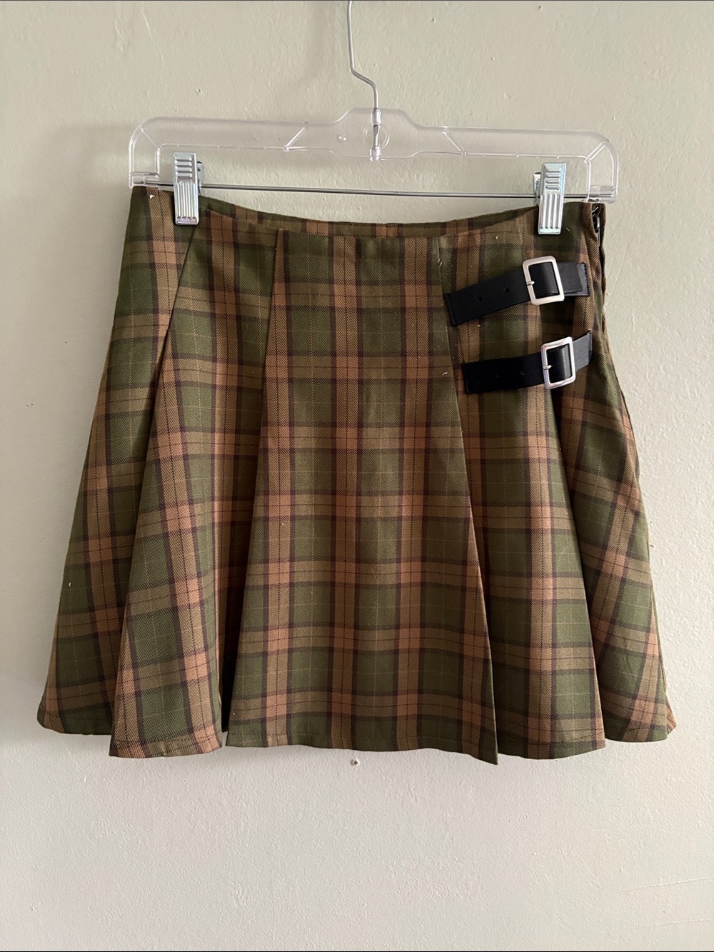 Hot topics Social Collision Green & Brown Plaid Buckle Mini S